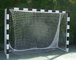 Сетка для футбольных ворот (нить 3 миллиметра, 3Х2Х1Х1,5 метра) - fgospostavki.ru - Обнинск