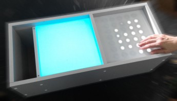 Интерактивный стол «Малыш», совмещенный со столом для рисования песком и с кармашком для песка - fgospostavki.ru - Обнинск